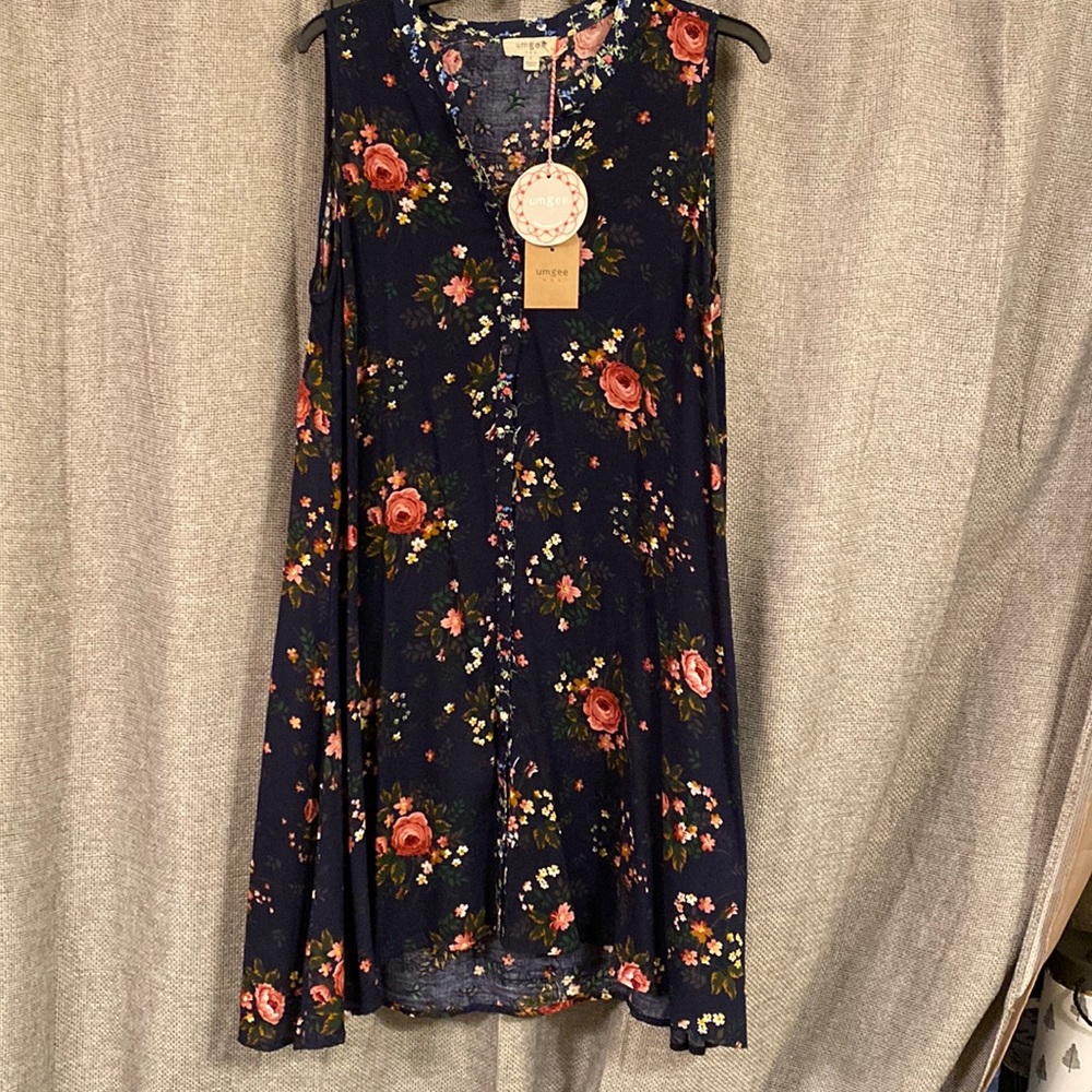 NWT Umgee sleeveless floral dress